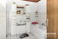 Badezimmer EG