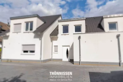 Erstbezug mit Wohlfühlfaktor: Modernes, energieeffizientes Reihenmittelhaus mit Fernblick - Ansicht1 (5749)