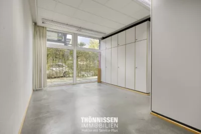Exklusives Wohnen und repräsentatives Arbeiten – Architektenhaus mit Bürotrakt in Heinsberg - Bürobereich EG (8202)