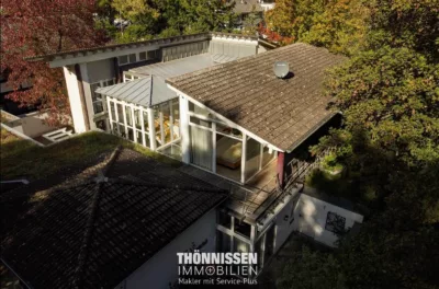 Exklusives Wohnen und repräsentatives Arbeiten – Architektenhaus mit Bürotrakt in Heinsberg - Rückansicht (8192)