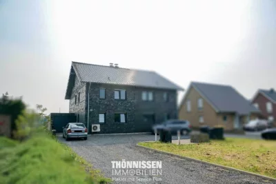 Moderne Doppelhaushälfte in idyllischer Lage, 52525 Heinsberg-Unterbruch, Haus