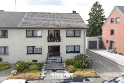 Geräumiges Einfamilienhaus im Stadtzentrum von Heinsberg, 52525 Heinsberg, Doppelhaushälfte