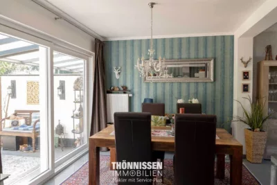 Gepflegtes Reihenendhaus mit modernem Wohnkomfort und schönem Garten in Wassenberg-Rothenbach - Essbereich (6414)