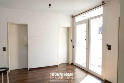 Barrierearmer Bungalow mit viel Wohnkomfort und schönem Gartenblick in Heinsberg-Karken - Diele (6712)