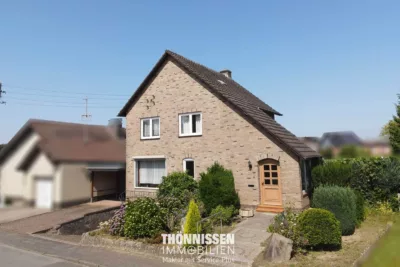 Ein Zuhause zum Wohlfühlen in ruhigen Wohnlage!, 52538 Selfkant-Tüddern, Einfamilienhaus