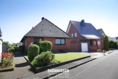 Charmanter Bungalow mit ausgebautem Dachgeschoss in ruhiger Lage!, 52538 Gangelt-Birgden, Haus