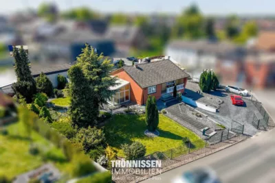 Offen gestalteter Bungalow in Heinsberg-Kirchhoven, 52525 Heinsberg-Kirchhoven, Bungalow