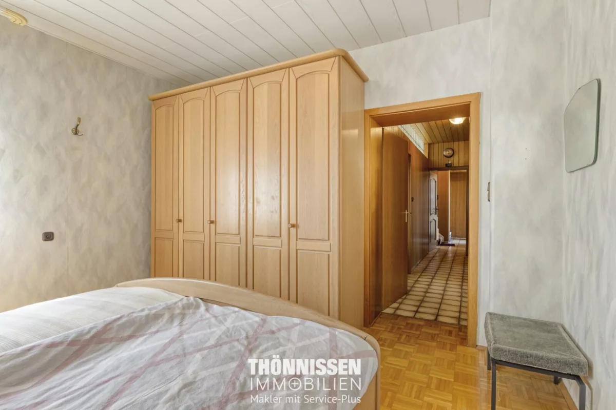 EG Schlafzimmer