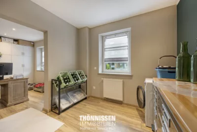 Einziehen und wohlfühlen – modernes Einfamilienhaus in Heinsberg-Unterbruch - Arbeitszimmer (6389)