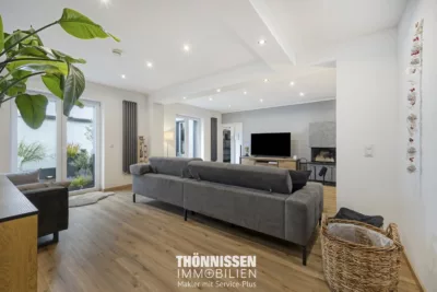 Einziehen und wohlfühlen – modernes Einfamilienhaus in Heinsberg-Unterbruch - Wohnbereich (6384)