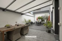 Innenhof mit Eingangsbereich
