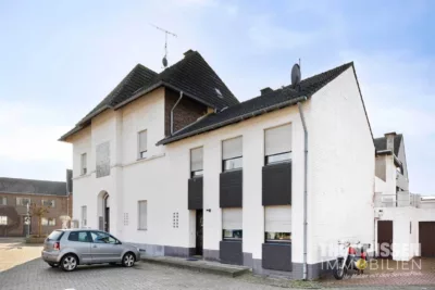 Kapitalanlage mit Geschichte – 3 Wohneinheiten in stilvollem Altbau, 41812 Erkelenz-Schwanenberg, Mehrfamilienhaus