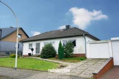 Wohnen auf einer Ebene – Bungalow mit weitläufigem Garten und unverbauter Aussicht!, 52531 Übach-Palenberg - Frelenberg, Bungalow