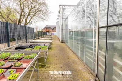 Raum für Ideen: Wohn- und Geschäftshaus mit großem Hallenpotenzial in Heinsberg-Kirchhoven - Aussenbereich (2792)