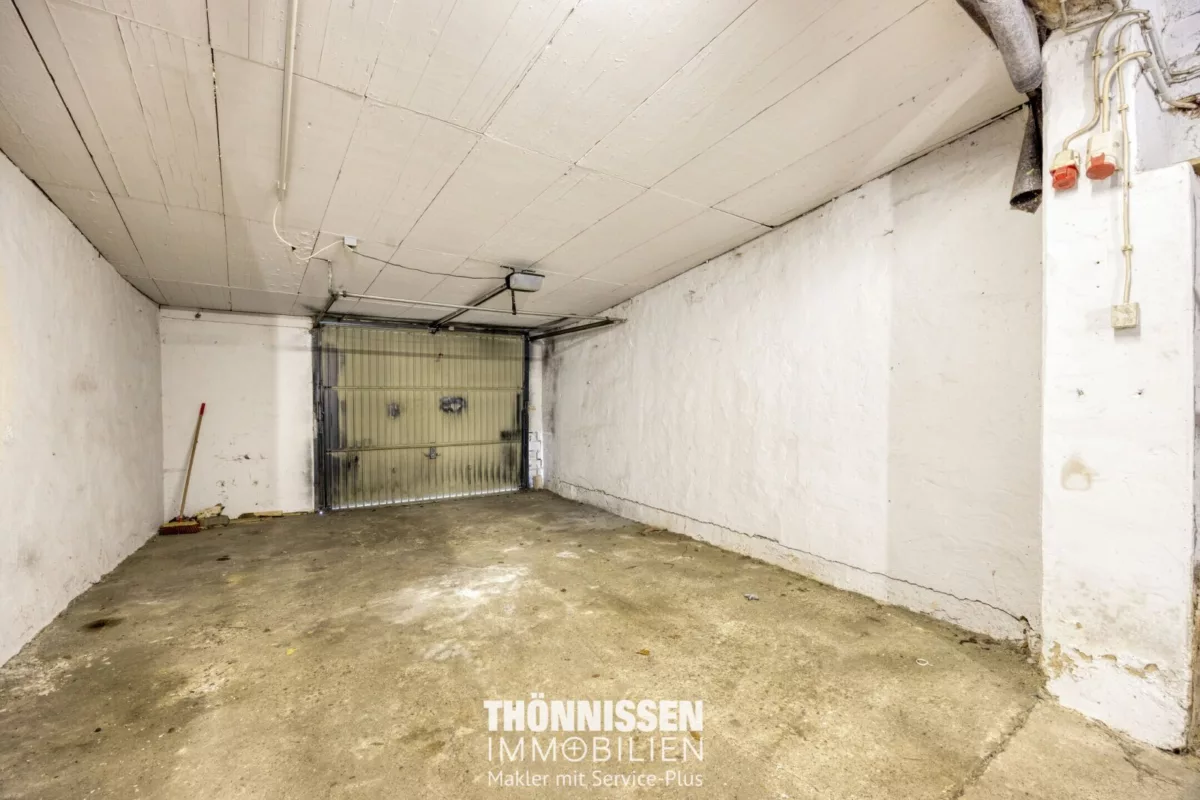 Garage/Lagerfläche