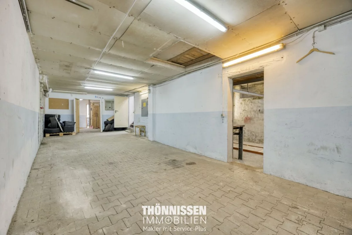 Garage/Lagerfläche