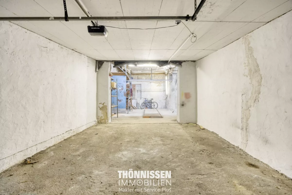 Garage/Lagerfläche