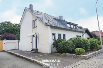 Elegantes Einfamilienhaus mit großzügiger Wohnfläche und traumhafter Gartenanlage!, 52525 Heinsberg-Grebben, Haus