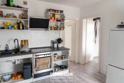 Vielseitiges Zweifamilienhaus mit großem Gartengrundstück in Heinsberg-Grebben - DG-Küche (6445)