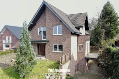 Einfamilienhaus im Rohbauzustand – unmittelbar am Effelder Waldsee gelegen, 41819 Wassenberg-Effeld, Haus