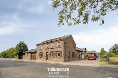 Großzügiges Wohnen mit Charakter in Heinsberg-Unterbruch – ehemaliges Bauernhaus mit Einliegerwohnung und Innenhof, 52525 Heinsberg-Unterbruch, Bauernhaus