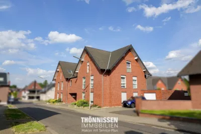 Attraktive Kapitalanlage – gepflegtes 7-Familienhaus mit Entwicklungspotenzial, 41836 Hückelhoven-Kleingladbach, Mehrfamilienhaus